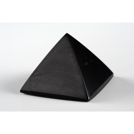Šungitová pyramída – leštená
