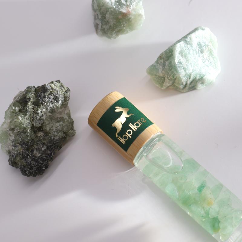 Roll on s esenciálnymi olejmi a drahokamom Tarot - Kúzelník so zeleným avanturínom