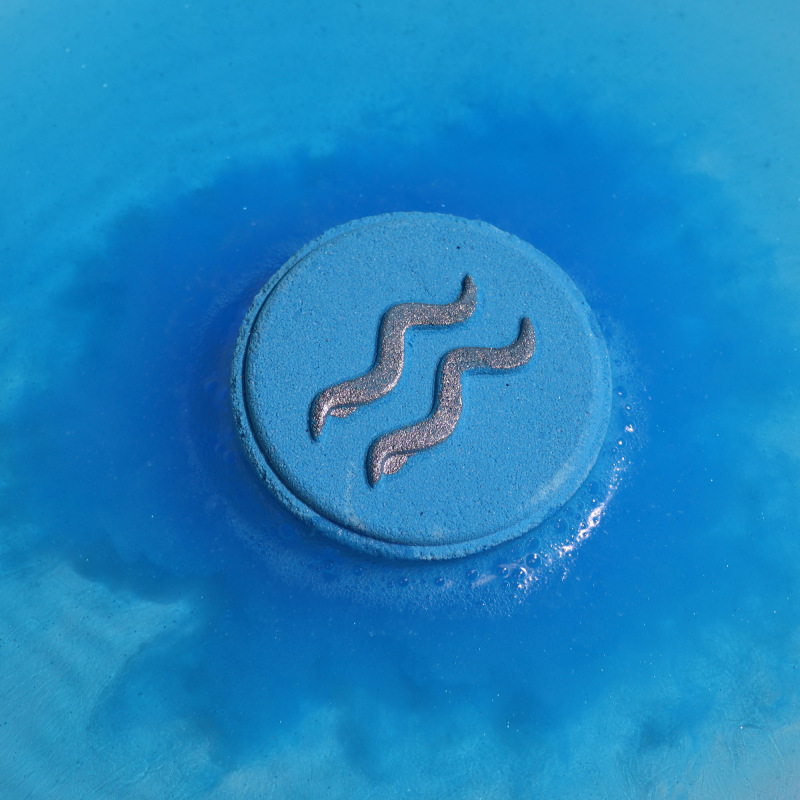 Kúpeľová bomba Vodnár – horoskop & darček 1